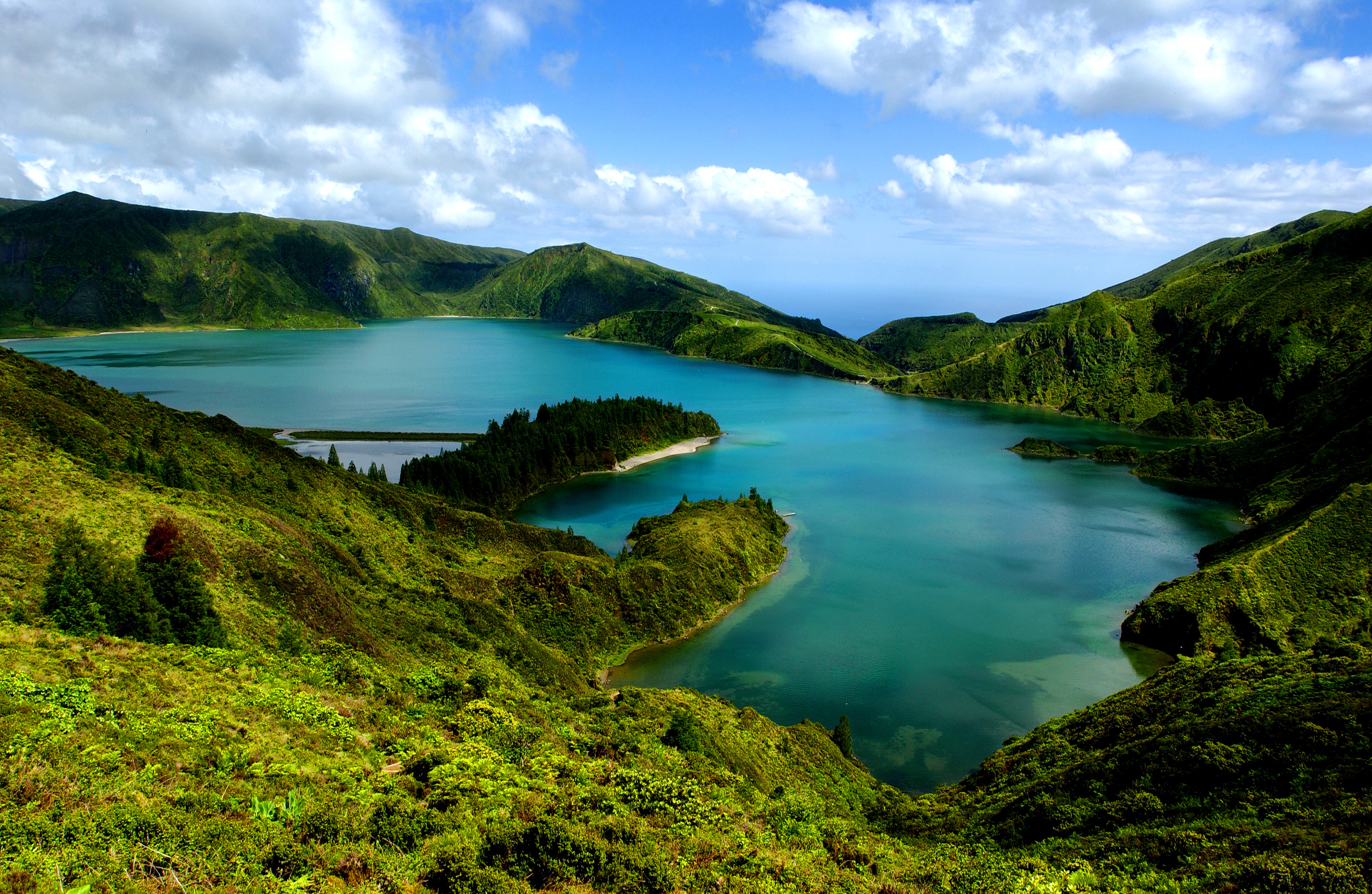 SATA Airlines Introduces Flights to the Azores, Lisbon from San Francisco